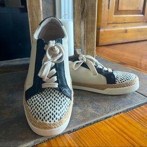 Women’s Fashion Sneakers